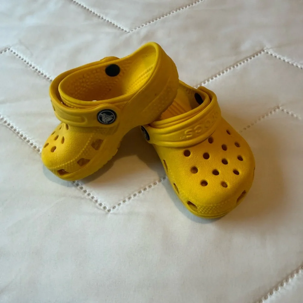 CROCS yellow baby classic clogs